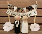 Wedding-Cake-Toppers-Bridal-04.jpg