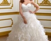Escolhendo Vestido de Casamento (4)