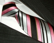 gravatas-rosas-para-noivos-13