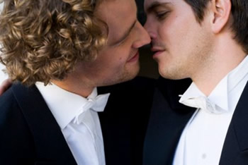 Argentina Discute Casamento Gay