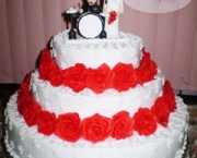foto-bolo-de-casamento-branco-e-vermelho-08