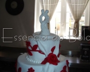 foto-bolo-de-casamento-branco-e-vermelho-14