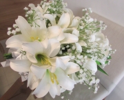 bouquet-di-lirios-brancos-i-buque-noiva-branco-lirios