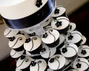 Cupcake - wedding Black-and-Ivory