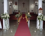 igreja-decorada-com-velas-12
