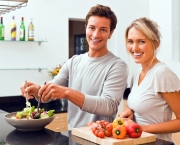 couple-cooking-date