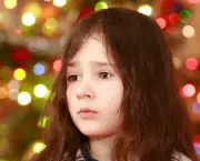 sad-girl-at-christmas