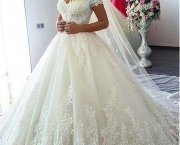 Vestido de Noiva Branco Bordado (4)