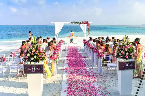 Casamento Bem Florido na Praia do RJ 